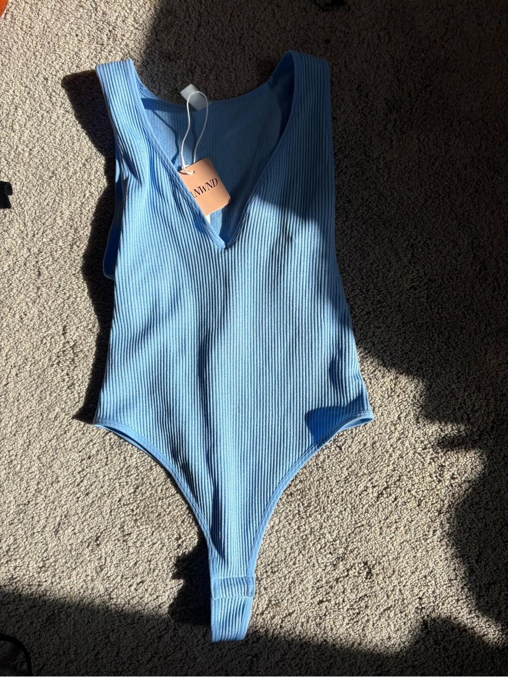 Ribbed V-Neck bodysuit Light Blue